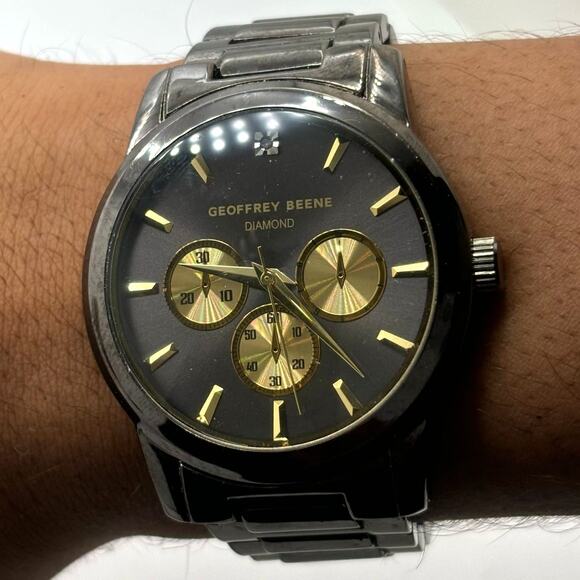 Black & Gold Geoffrey Beene Men Watch - Picture 1 of 3